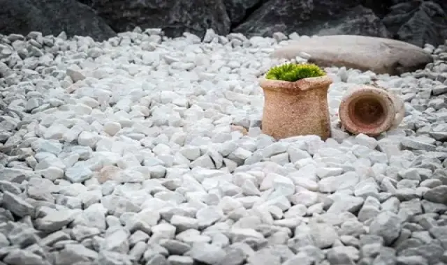باریت سفید؛ بی رنگ آبی زرد قرمز کریستالی ارتوترومبیک Mineral stone