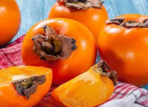 خرمالو درجه یک؛ طعم شیرین ژلاتینی ویتامین (A C) فسفر منیزیم