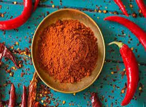 فلفل قرمز پودری؛ طعم تند طعم دار کردن غذا red pepper