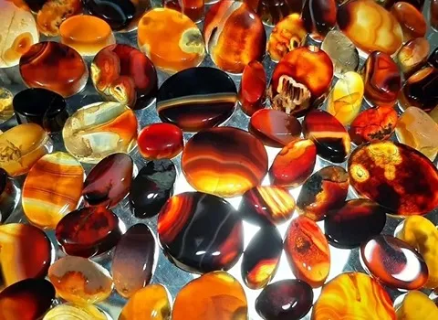 قیمت و خرید سنگ عقیق رگه دار + فروش ارزان