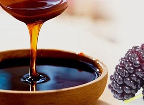 شیره انگور فله؛ خوراکی درمانی دارای طبع گرم حاوی کلسیم پتاسیم منزیم