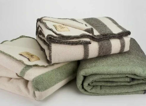 پتو نمدی اصفهان؛ جنس (الیافت طبیعی مصنوعی) زیر انداز روانداز