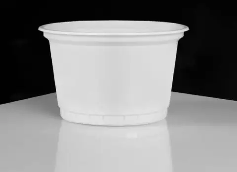 ظروف یکبار مصرف ماست؛ درب دار سبک دو نوع پلاستیکی نفتی