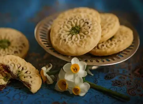 قیمت خرید کلوچه سنتی کرمان + طرز تهیه