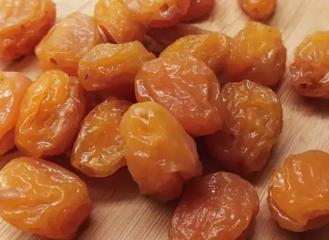 آلو بخارا بوانات؛ ترش ملس 2 روش تولید (دستگاه خشک کن آفتاب)