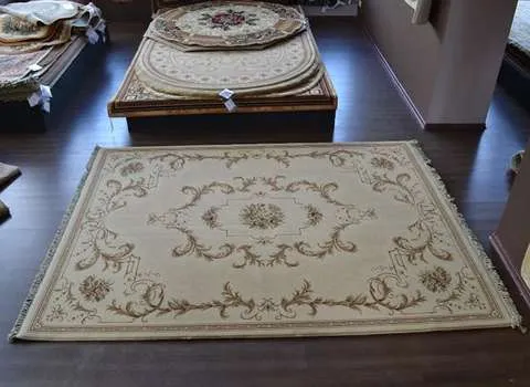 روفرشی کشدار ترک 6 متری (کاور) ماشینی دستباف 2 طرح خشتی افشان