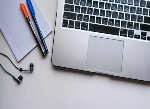 تاجر موفق چه کسی است؟ + صوتی