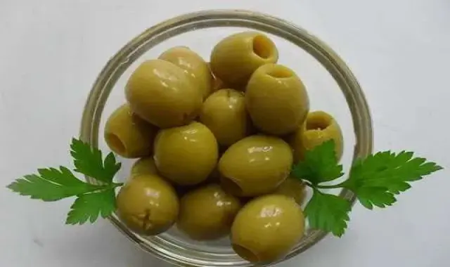 قیمت زیتون شور عمده