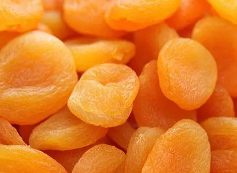 میوه خشک آلو شابلون؛ خوش طعم حاوی فیبر رنگبندی (زرد سیاه)