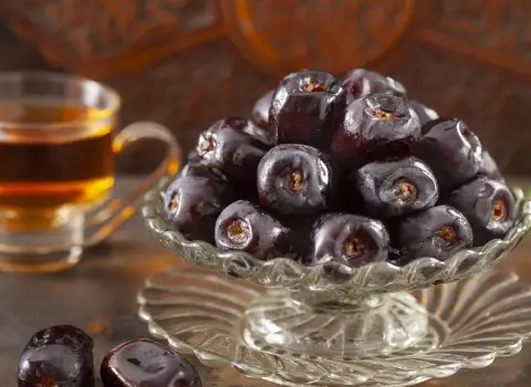 قیمت خرمای مضافتی بسته بندی + خرید