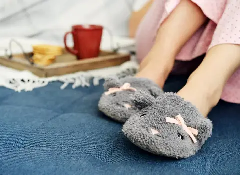 دمپایی ابری لژدار (پاپوش) جنس زیره Pvc مناسب مهمانی ورزش