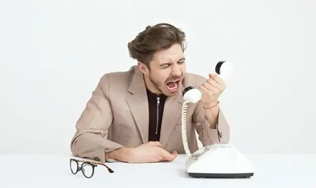 نحوه برخورد با مشتری عصبانی