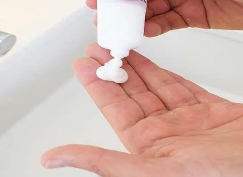 قیمت فوم شستشوی صورت