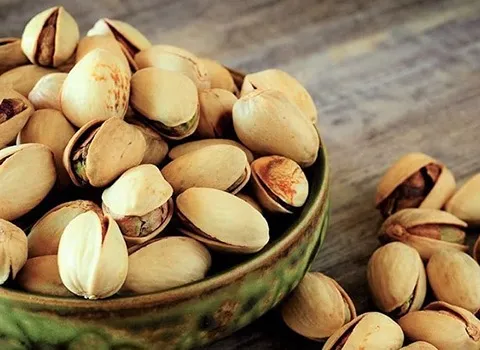 قیمت خرید پسته ایران + مزایا و معایب