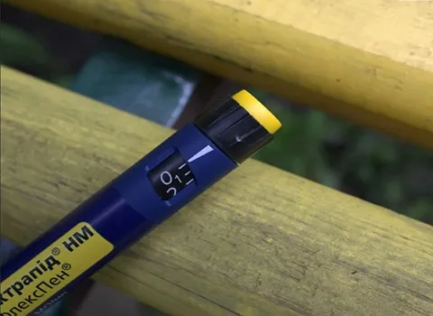 سرنگ انسولین مدادی؛ شکم بازو 2 نوع (50 100) واحدی