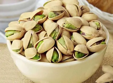 پسته صادراتی ایران؛ کله قوچی اکبری رفسنجان حاوی فیبر مواد معدنی Vitamin