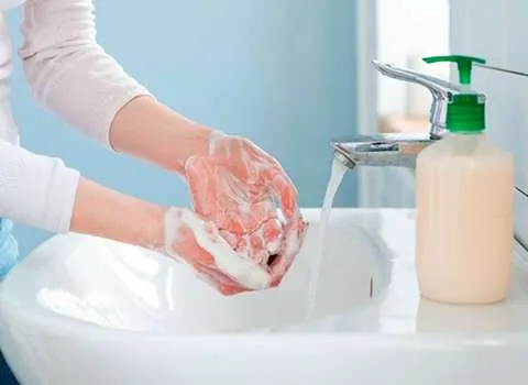 قیمت مایع دستشویی خارجی