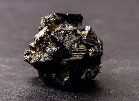 خرید سنگ آهن مگنتیت اصفهان + قیمت عالی با کیفیت تضمینی