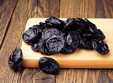 آلو خشک در بارداری؛ نرم درمان یبوست چروکیده مواد معدنی روی آهن