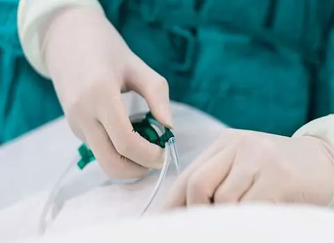 دستکش جراحی سایز 8؛ لاتکس درجه یک نرم مقاوم سه سایز