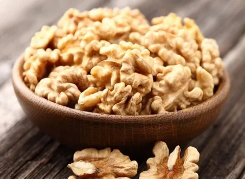 گردو کرمان؛ پوست کاغذی آنتی اکسیدان تقویت حافظه (امگا 3 Calcium)