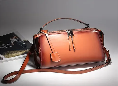 خرید کیف چرم زنانه فاخر با قیمت استثنایی