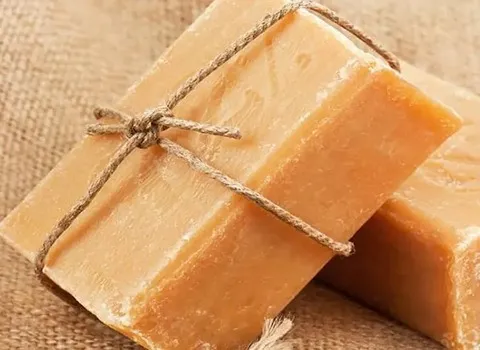 صابون گوگرد برای جوش؛ جامد لایه بردار مناسب پوست چرب ملتهب soap