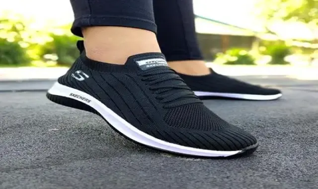 قیمت کفش پیاده روی