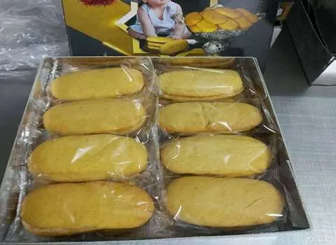 کلوچه خوانساری (شیرینی) ساده زعفرانی بافتی نرم تازه