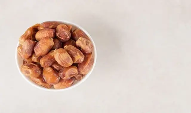 خرید خرما خشک شده | فروش انواع خرما خشک شده با قیمت مناسب