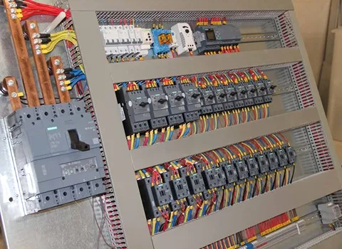 قیمت تابلو برق سه فاز از تولید به مصرف