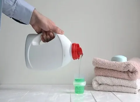 محصولات شوینده لباس؛ پودری مایع ژله ای ضد حساسیت 2 مدل پاکتی نایلونی