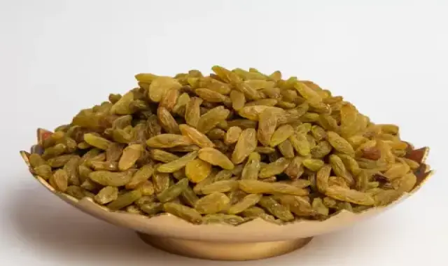 کشمش سبز سایه خشک + قیمت خرید، کاربرد، مصارف و خواص