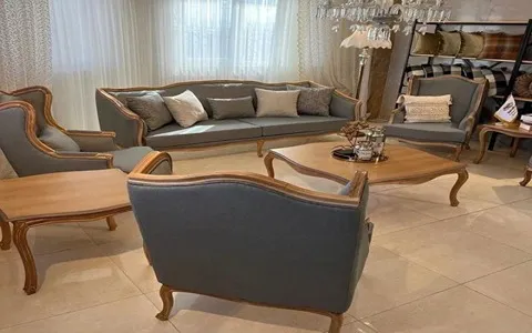 مبل فرانسوی کویین (باروک) ساده منبتی پایه پرانتزی Queen