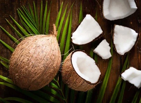 نارگیل تایلندی؛ کلسیم فسفر تقویت اعصاب عطر سازی ویتامین B6 C