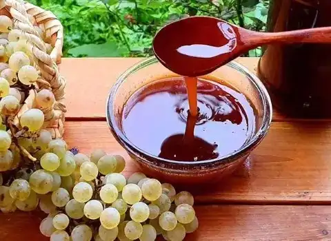 خرید شیره انگور برای کبد با قیمت استثنایی