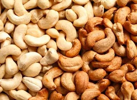 بادام هندی تند؛ فلفلی بوداده 2 طبع گرم خشک ویتامین K