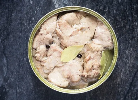 قیمت و خرید اینترنتی کنسرو ماهی کیلکا با بهترین کیفیت