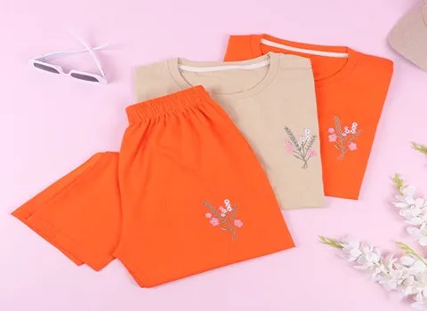 خرید بهترین انواع تیشرت شلوارک زنانه با قیمت عالی