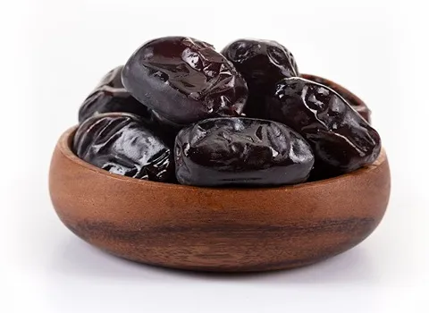 خرما مضافتی؛ شیره دار غلیظ پوست نازک محل کشت شهر بم Iran