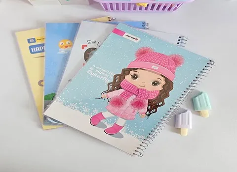 دفتر زبان 50 برگ؛ ساده فنر منگنه طرح دار (2 3 4) خطی