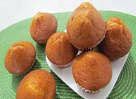 کیک یزدی ساده؛ قهوه ای صنعتی خانگی حاوی کلسیم آهن Magnesium