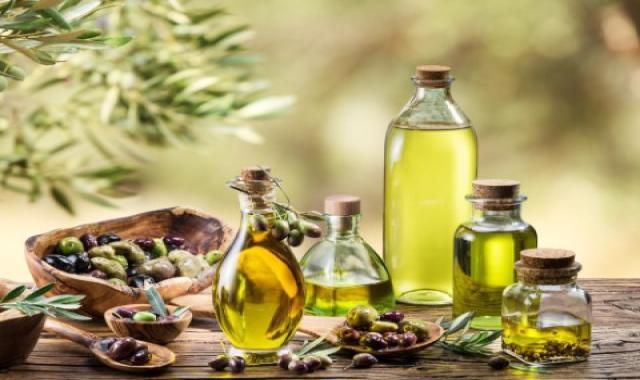 خرید بهترین انواع روغن زیتون سابروسو با قیمت ارزان