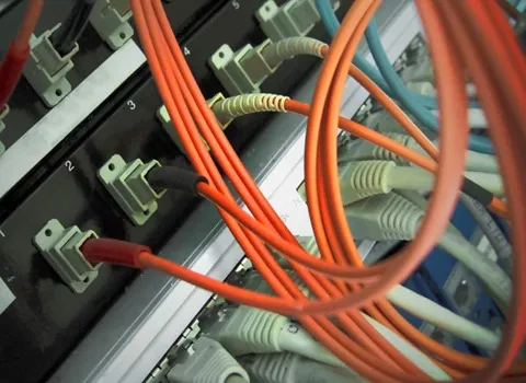 سیم و کابل توس الکتریک؛ مقاومت بالا تک مفتولی افشان 5300 گرمی