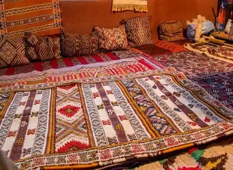 گلیم فرش سیرجان کرمان؛ دستبافت ماشینی نقش برجسته (6 9 12) متری