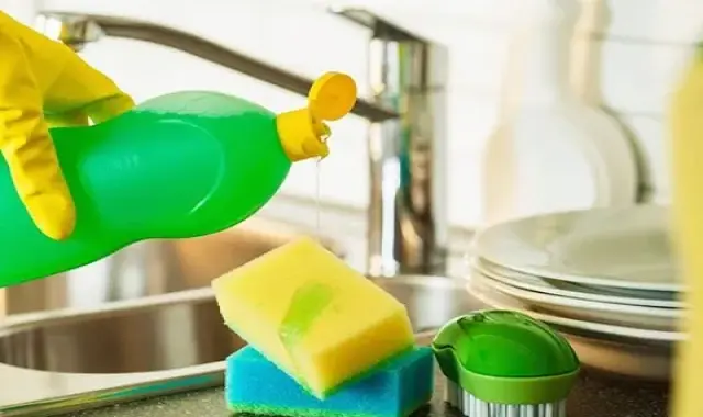 مایع ظرفشویی یک لیتری؛ چربی زدایی بدون حساسیت پاک کنندگی