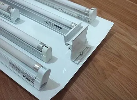 لامپ فلورسنت زیر کابینتی (چراغ) پلی کربنات بدون شیشه دارای پوشش فسفر