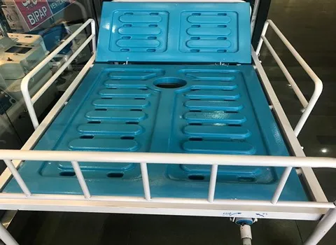 تخت بیمارستانی تاشو؛ سفید دستی برقی 2 پایه ثابت چرخ دار