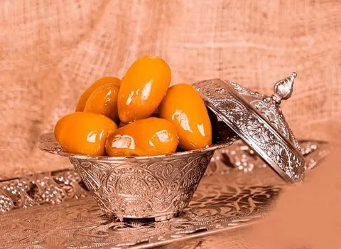 خرما زرد عسلی؛ درشت گوشتی پوست سفت (0.5 2) کیلو