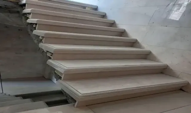 سنگ ساختمانی هرسین؛ رسوبی مرمریت چینی 4 رنگ کرم زرد سفید بنفش